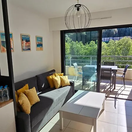 T3 De Standing Les Pieds Dans L'eau Cote Village *