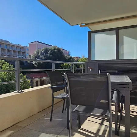 T3 De Standing Les Pieds Dans L'eau Cote Village Апартаменты