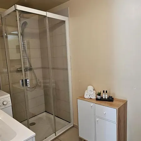 T3 De Standing Les Pieds Dans L'eau Cote Village * Propriano (Corsica)