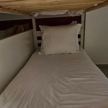 T3 De Standing Les Pieds Dans L'eau Cote Village * Propriano (Corsica)