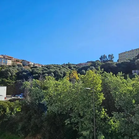 T3 De Standing Les Pieds Dans L'eau Cote Village