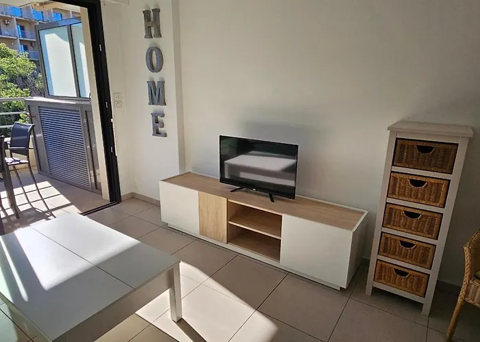 T3 De Standing Les Pieds Dans L'eau Coté Village Propriano (Corsica)