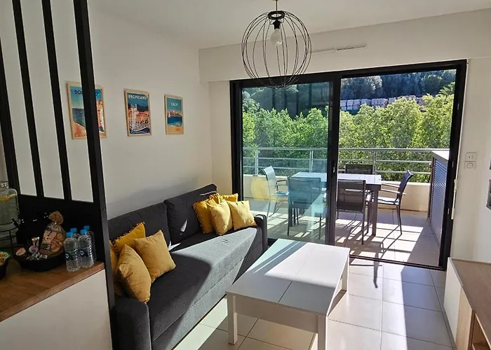 T3 De Standing Les Pieds Dans L'eau Cote Village *