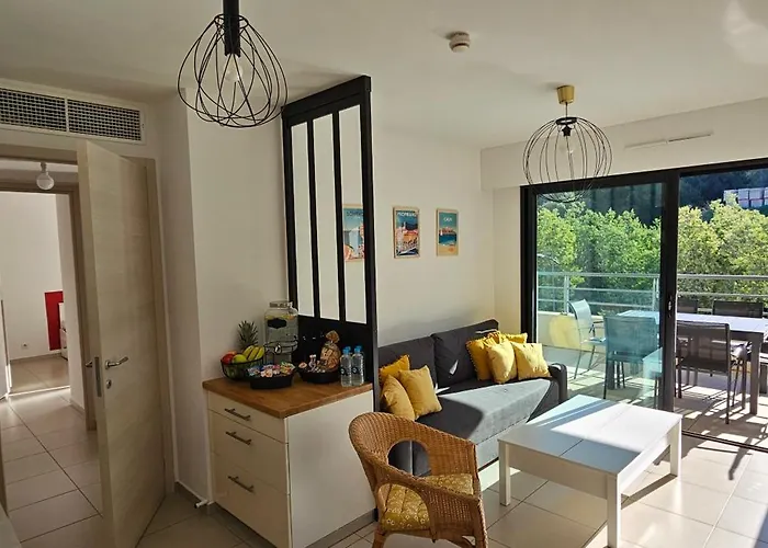 T3 De Standing Les Pieds Dans L'eau Coté Village *