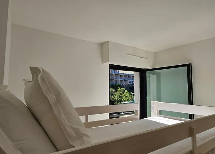 T3 De Standing Les Pieds Dans L'eau Cote Village Appartement *