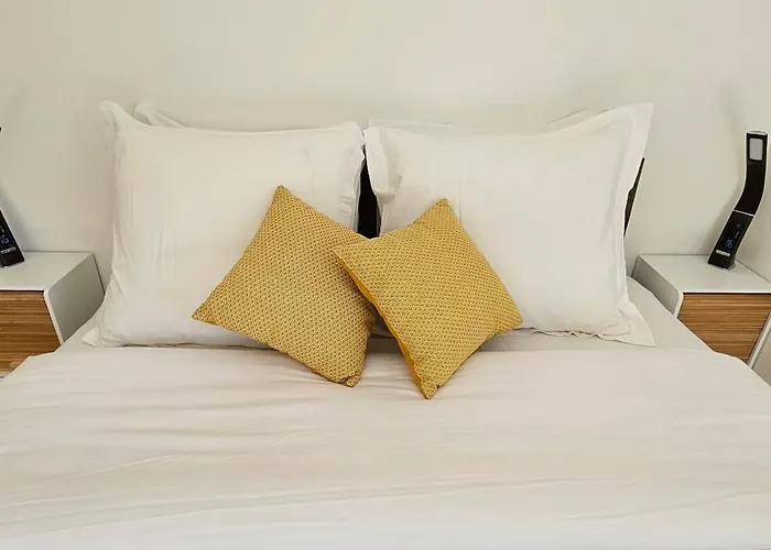 T3 De Standing Les Pieds Dans L'eau Cote Village *