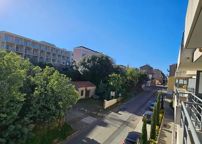 T3 De Standing Les Pieds Dans L'eau Cote Village *